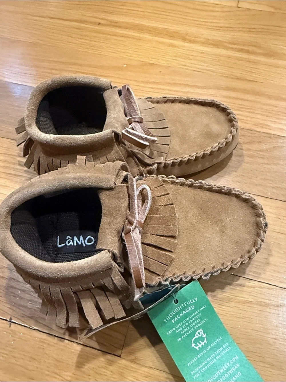 NWT Lamo kids fringe moccasin booties size 13.